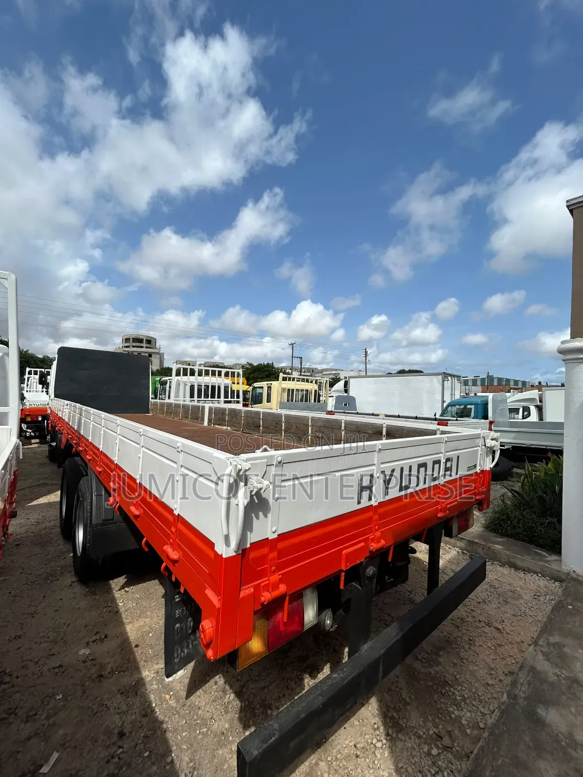 Hyundai 11 Tons
