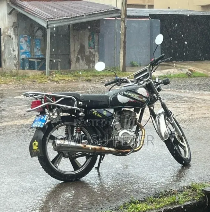 Royal RY125 2021 Black
