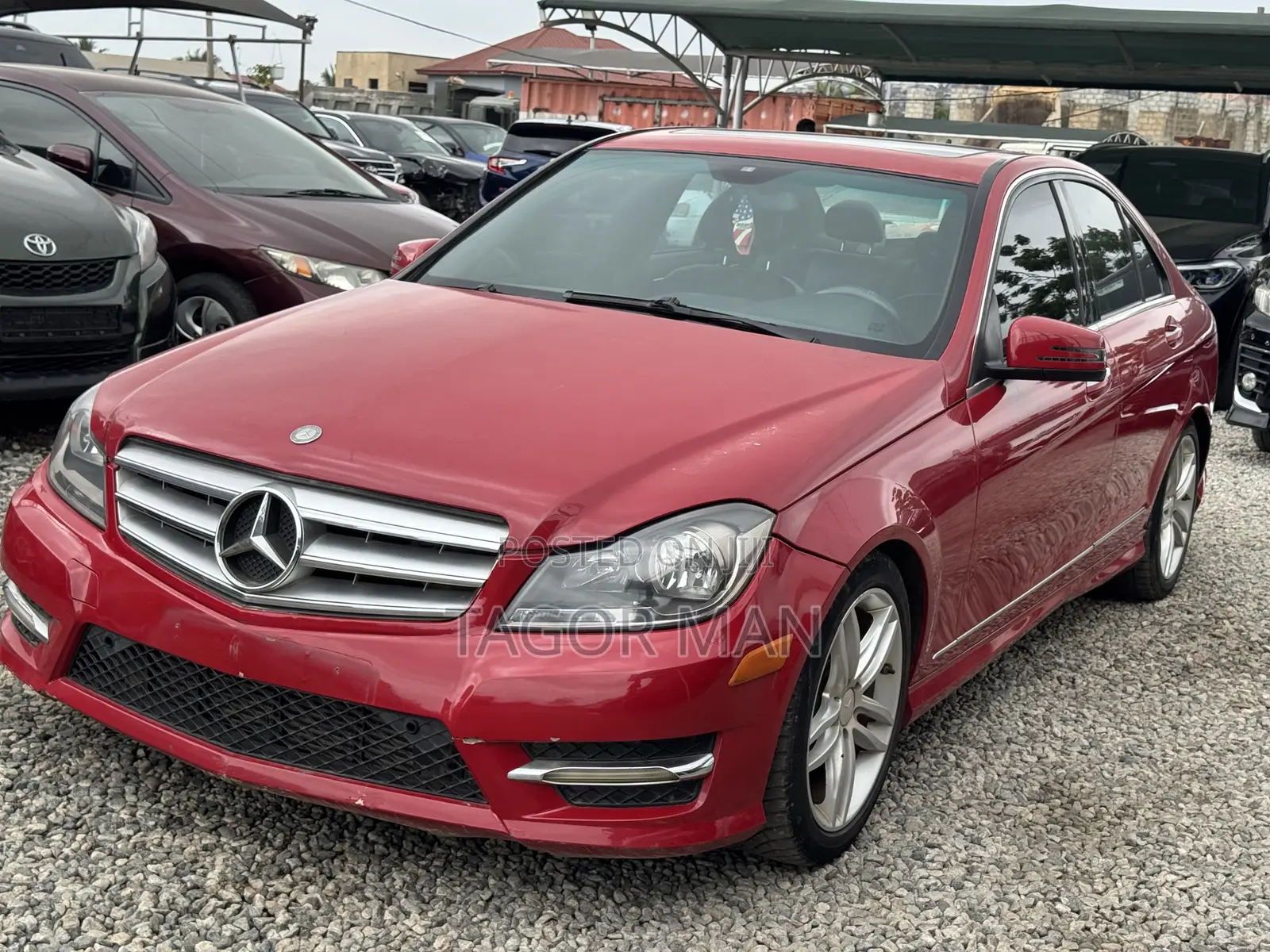 Mercedes-Benz C250 2013 Red