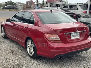 Mercedes-Benz C250 2013 Red