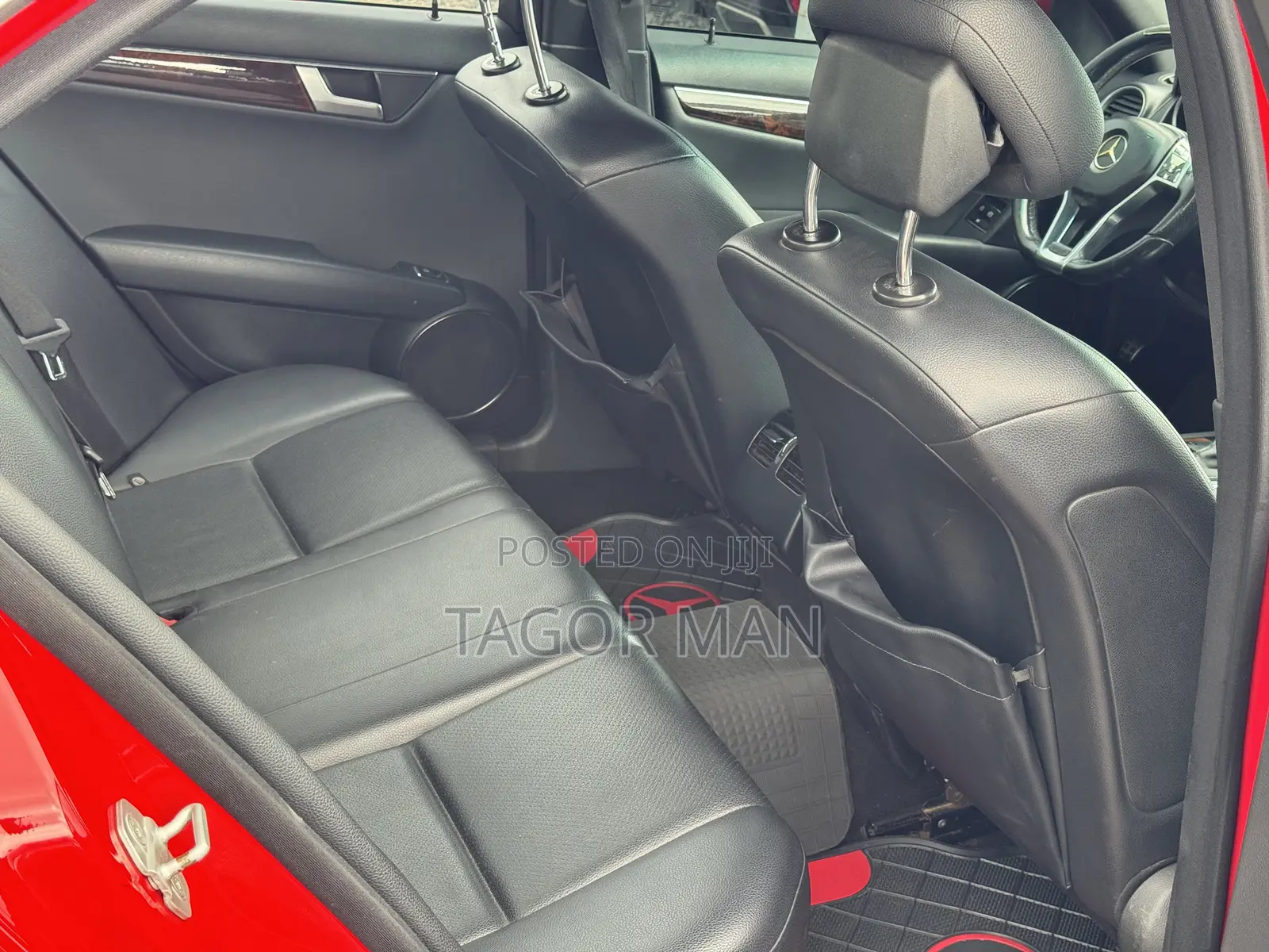 Mercedes-Benz C250 2013 Red
