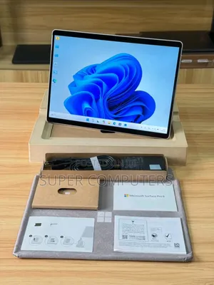 New Laptop Microsoft Surface Pro 8 16GB Intel Core i7 SSD 512GB