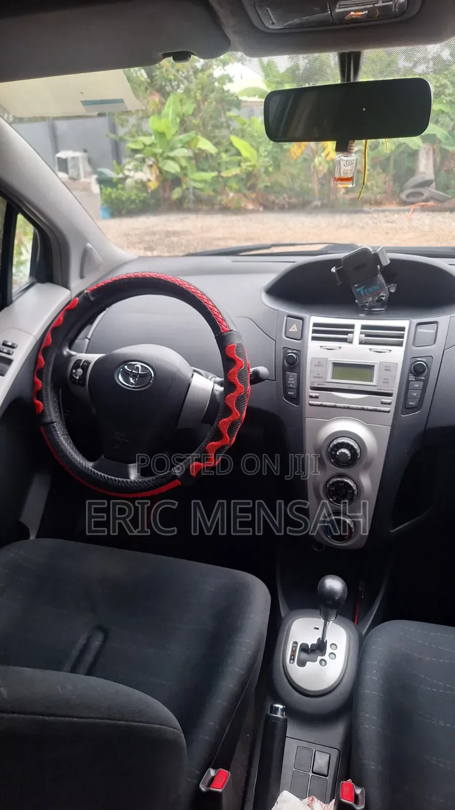 Toyota Yaris Base Hatchback 5dr 2010 Blue