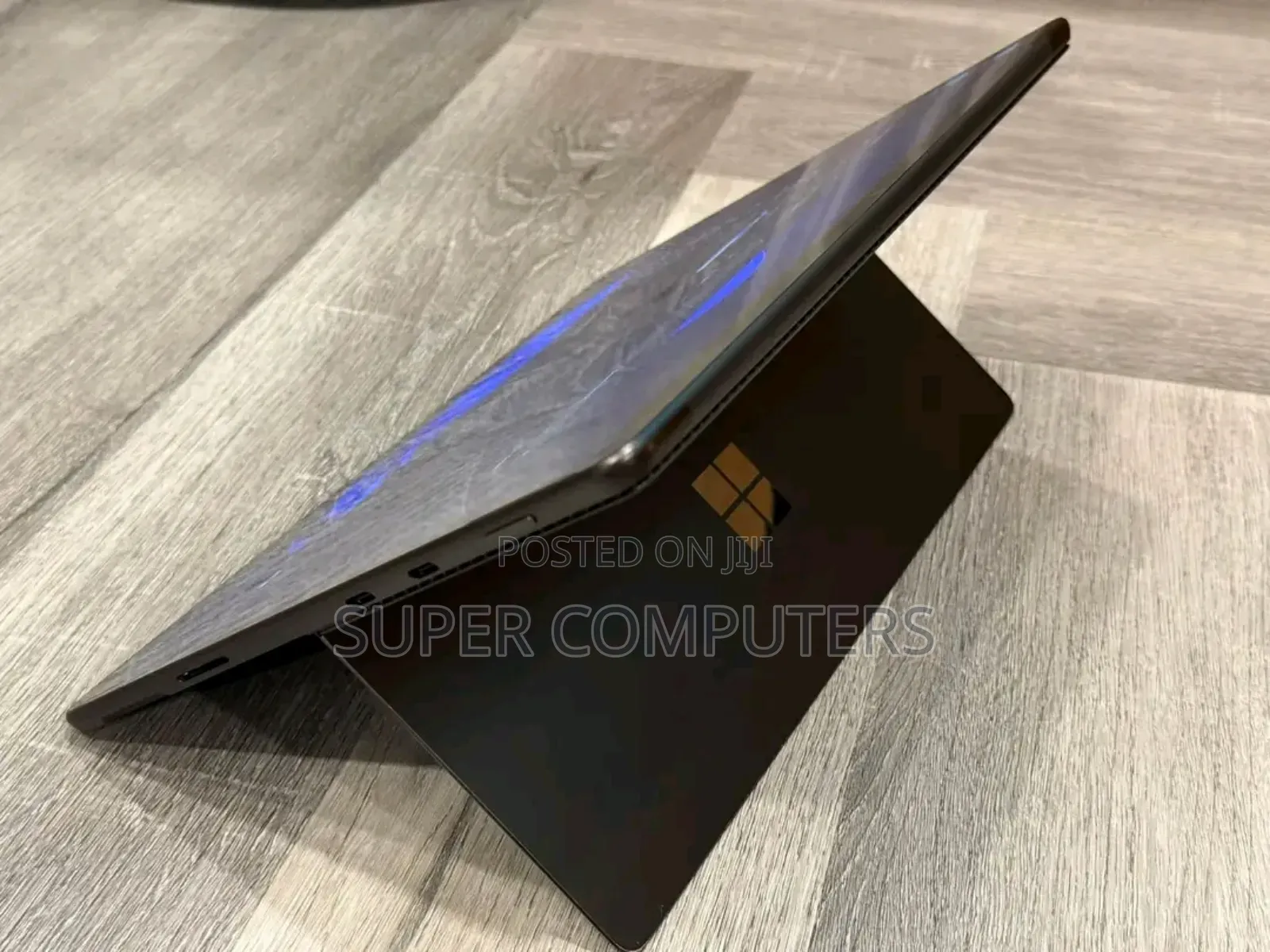 New Microsoft Surface Pro 256 GB Black