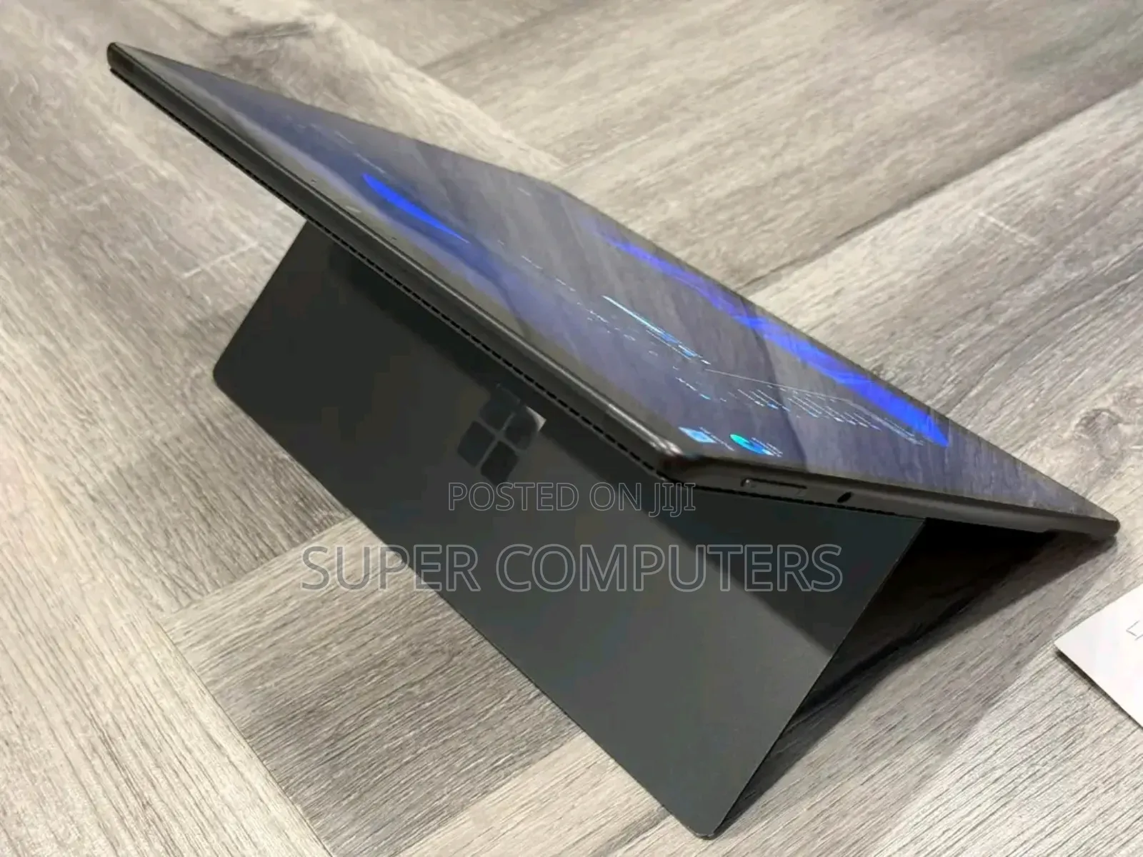 New Microsoft Surface Pro 256 GB Black