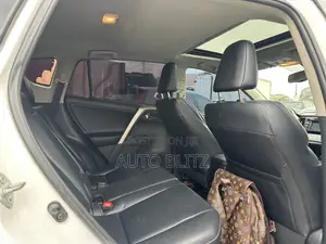 Toyota RAV4 2013 White
