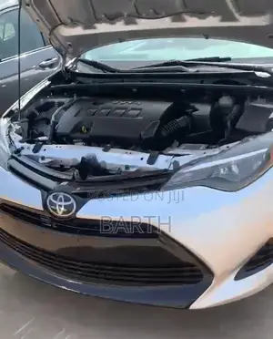 Toyota Corolla 2018 Silver
