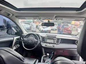 Toyota RAV4 2013 White