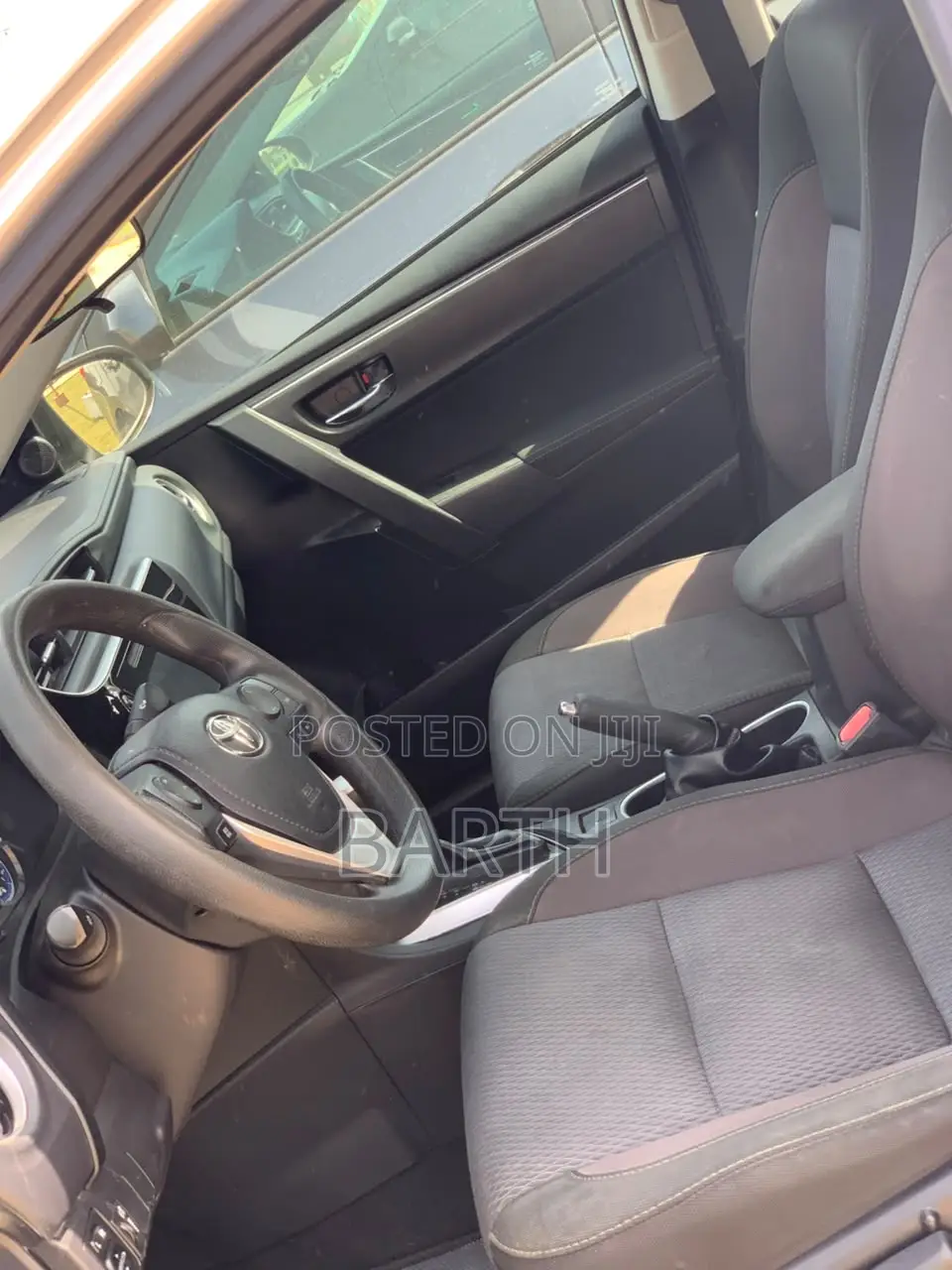 Toyota Corolla 2018 Silver