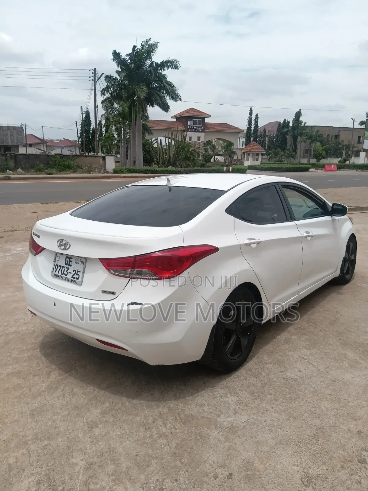 Hyundai Elantra Limited Sedan FWD (1.8L 4cyl 6A) 2013 White