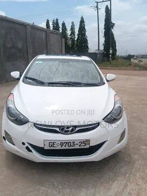 Hyundai Elantra Limited Sedan FWD (1.8L 4cyl 6A) 2013 White