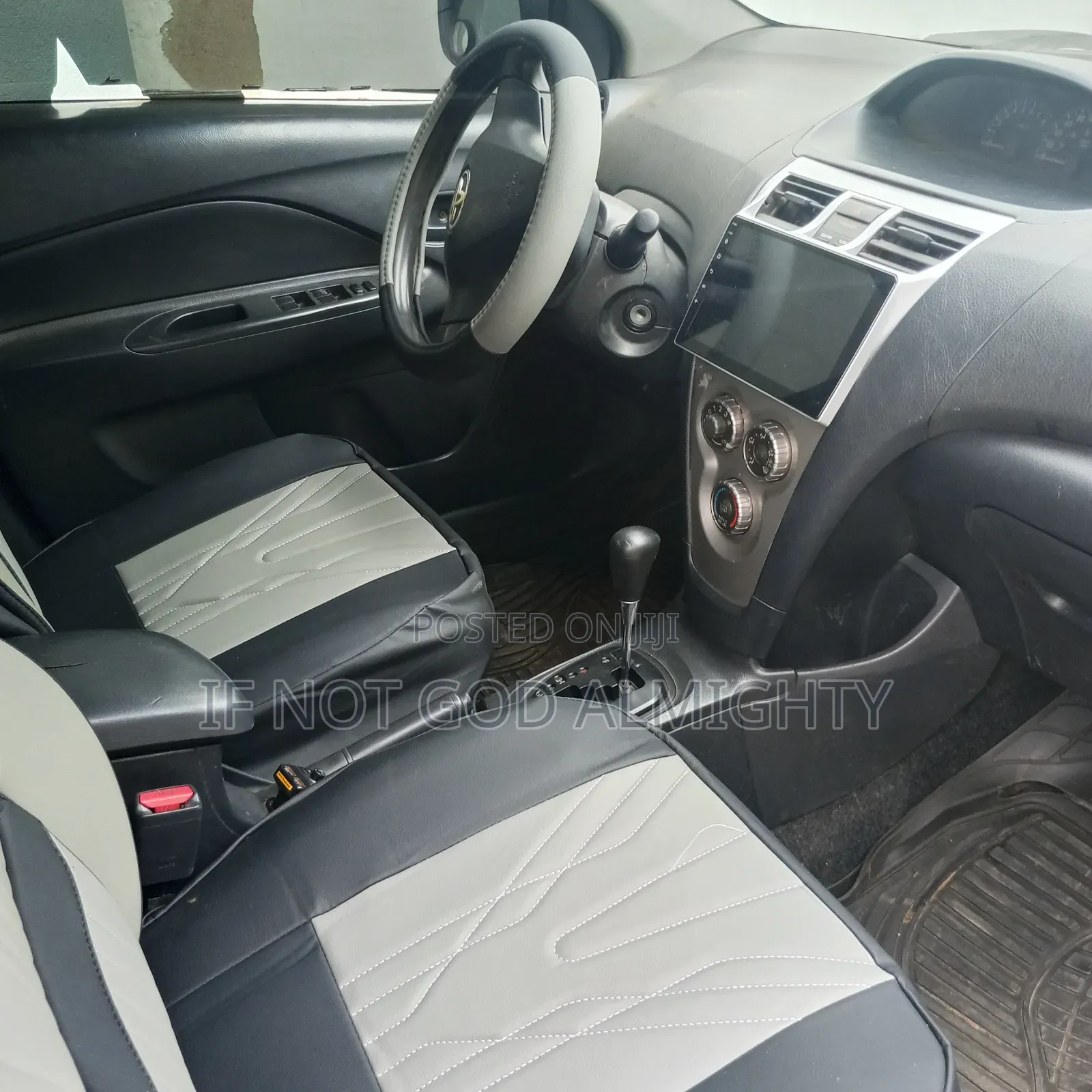 Toyota Yaris 2009 Gray