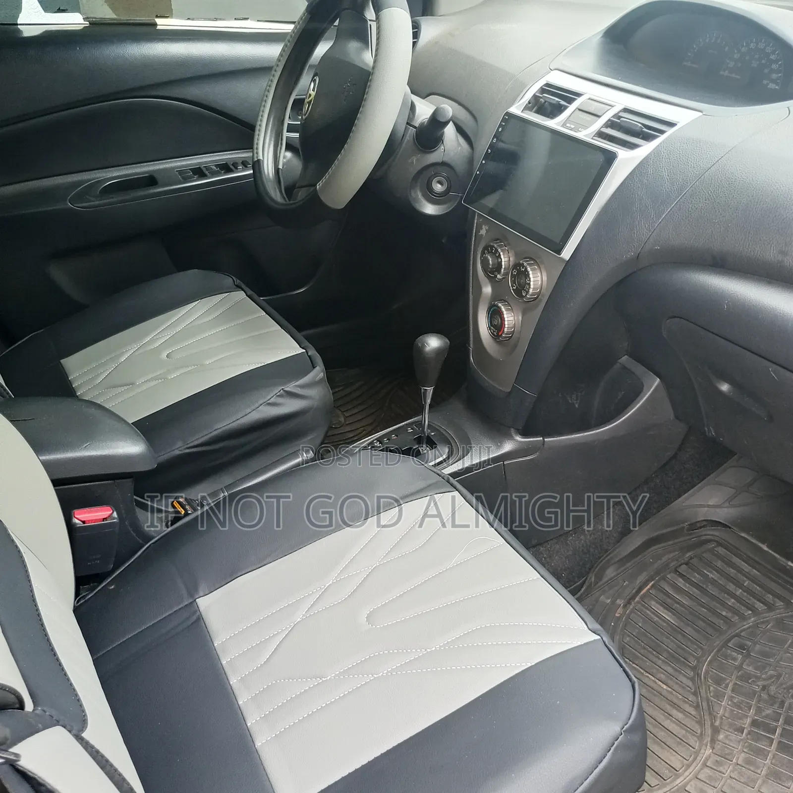 Toyota Yaris 2009 Gray