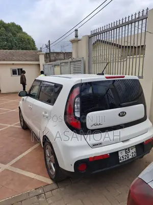 Kia Soul 2018 White