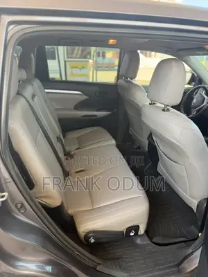 Toyota Highlander LE 4x2 (2.7L 4cyl 6A) 2017