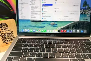 New Laptop Apple MacBook Pro 2020 16GB Intel Core i7 SSD 512GB