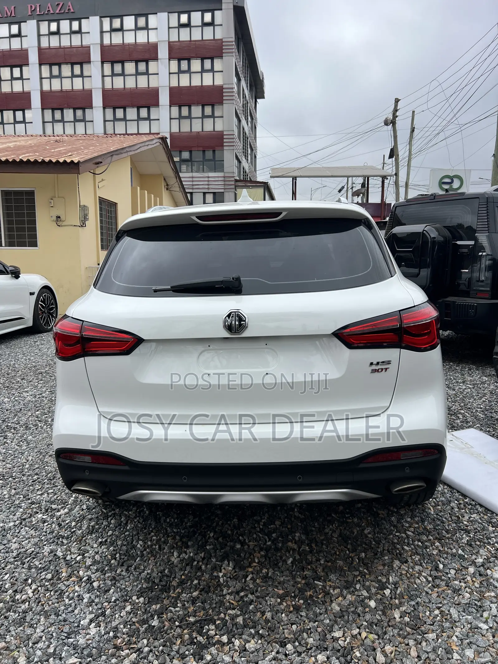 MG HS 30T DCT Trophy 2019 White