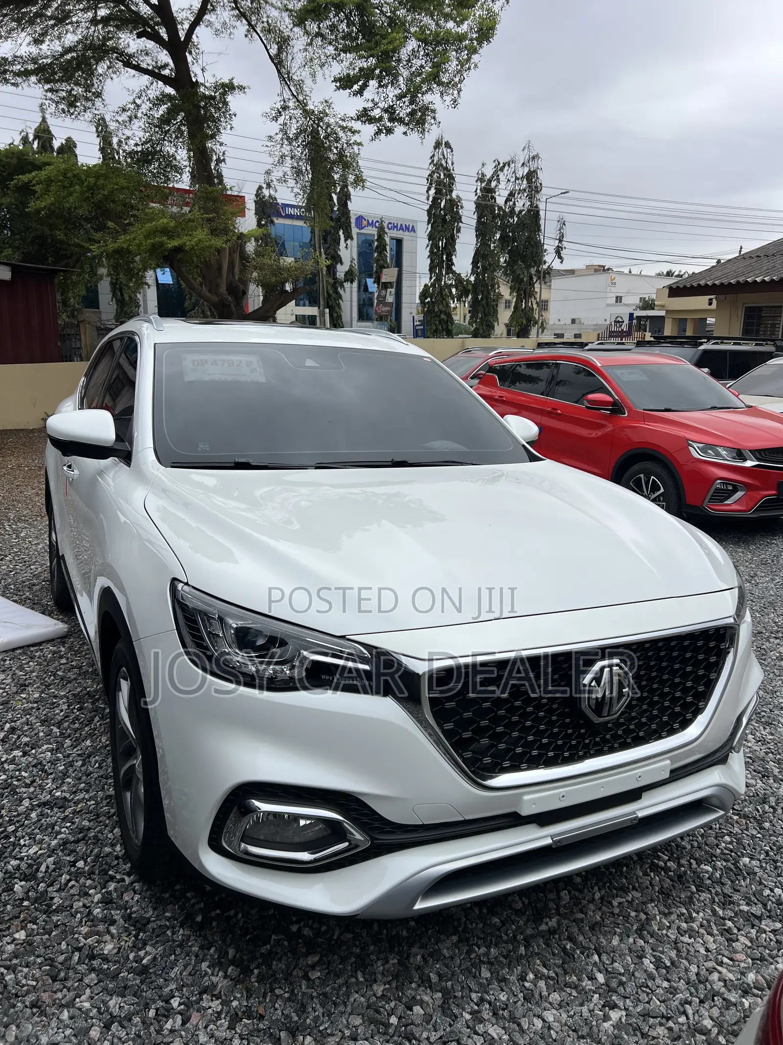 MG HS 30T DCT Trophy 2019 White