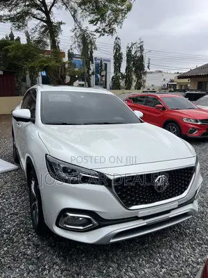 MG HS 30T DCT Trophy 2019 White
