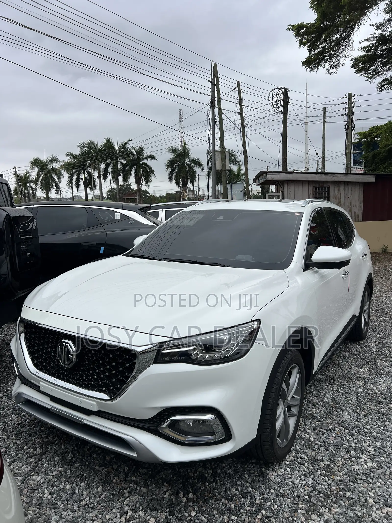 MG HS 30T DCT Trophy 2019 White