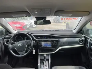 Toyota Corolla 2017 Silver