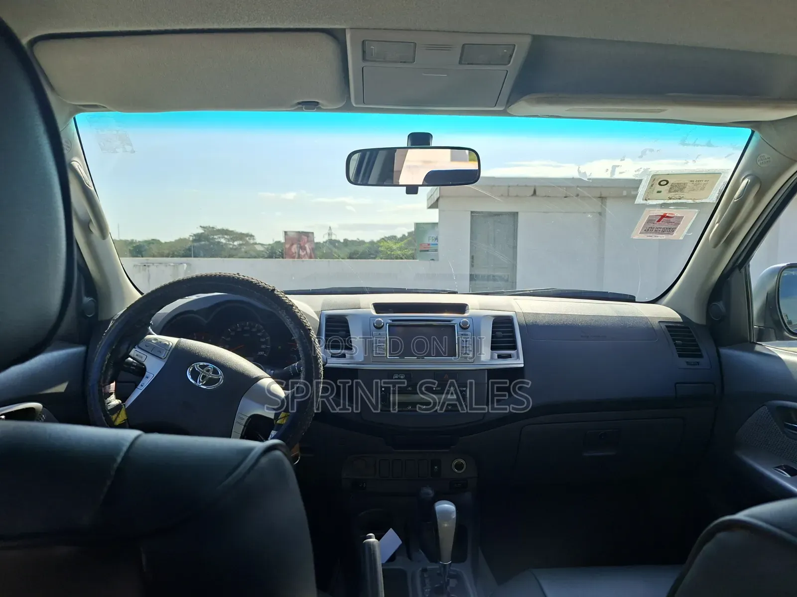 Toyota Hilux 2013 White