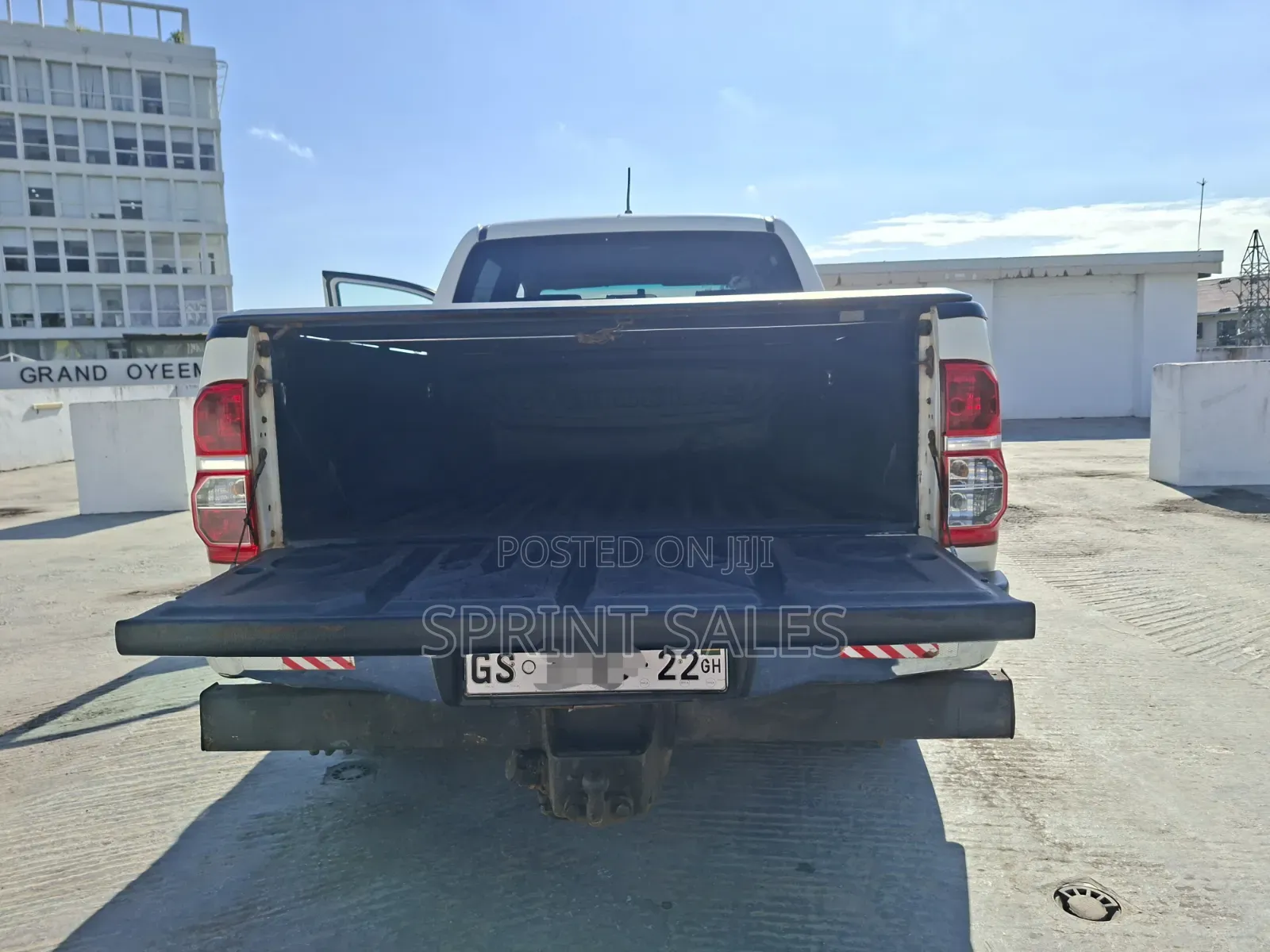 Toyota Hilux 2013 White