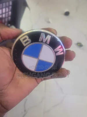 BMW Front Crown Original