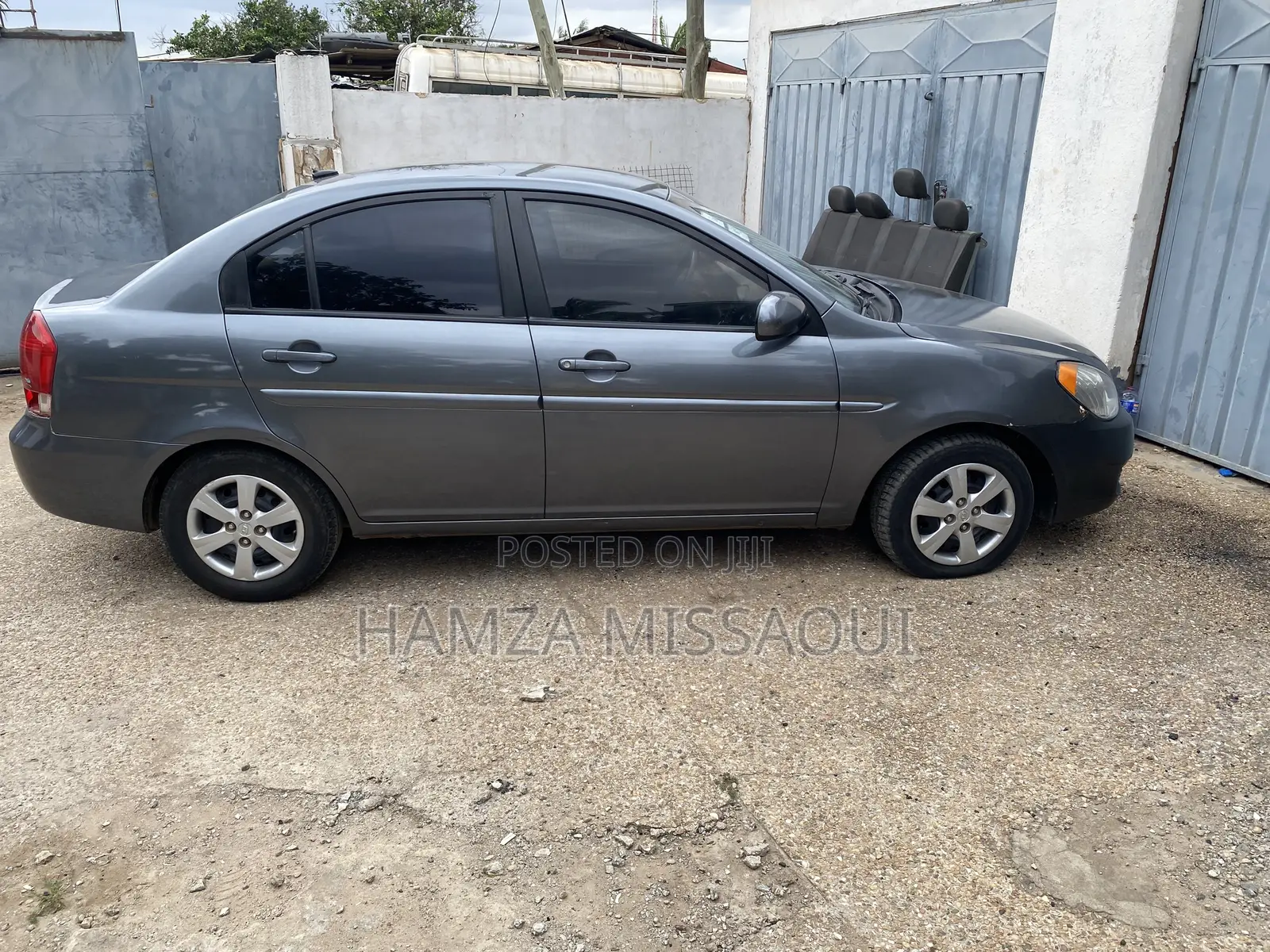 Hyundai Accent 2011 Silver