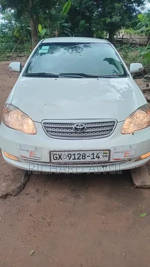 Toyota Corolla 2027 White