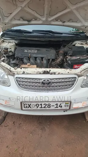 Toyota Corolla 2027 White