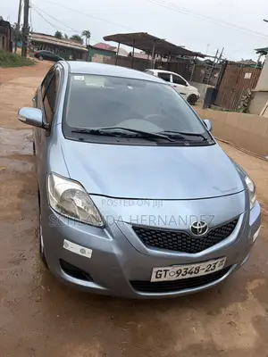 Toyota Belta 2010 Blue