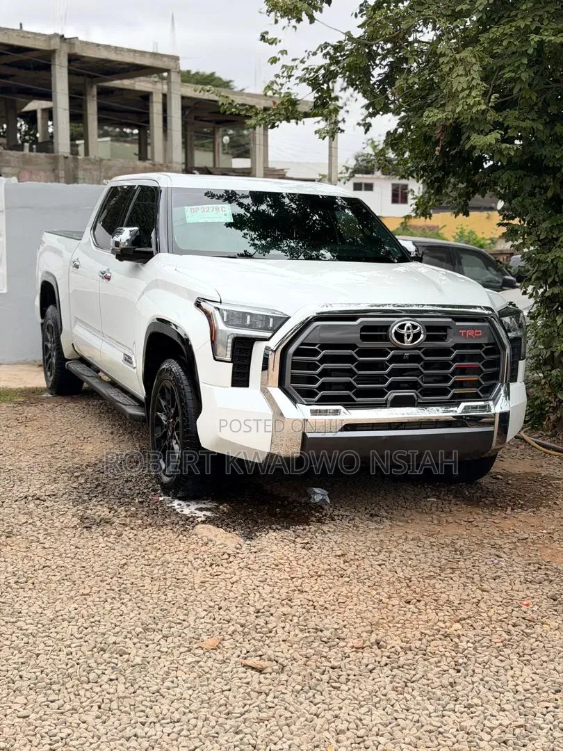 Toyota Tundra 1794 Edition CrewMax 6.5' Bed 2023 White