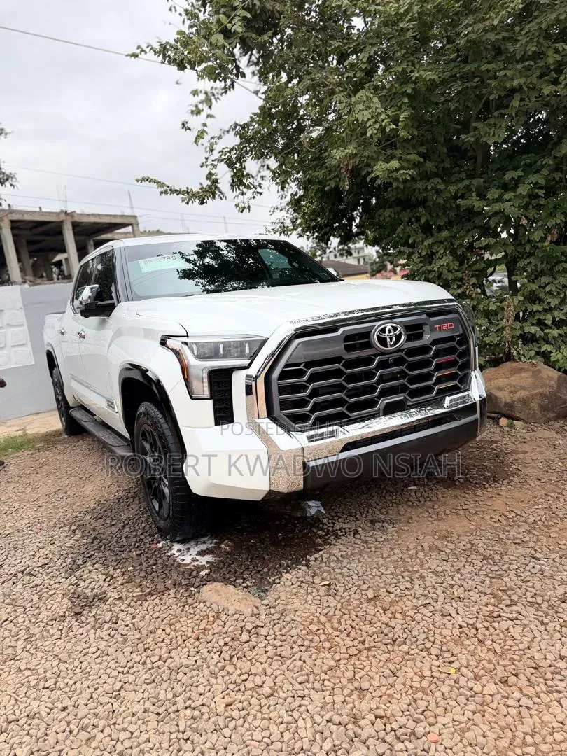 Toyota Tundra 1794 Edition CrewMax 6.5' Bed 2023 White
