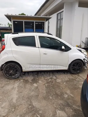 Chevrolet Spark 1LT 4dr Hatchback (1.2L 4cyl 5M) 2014 White