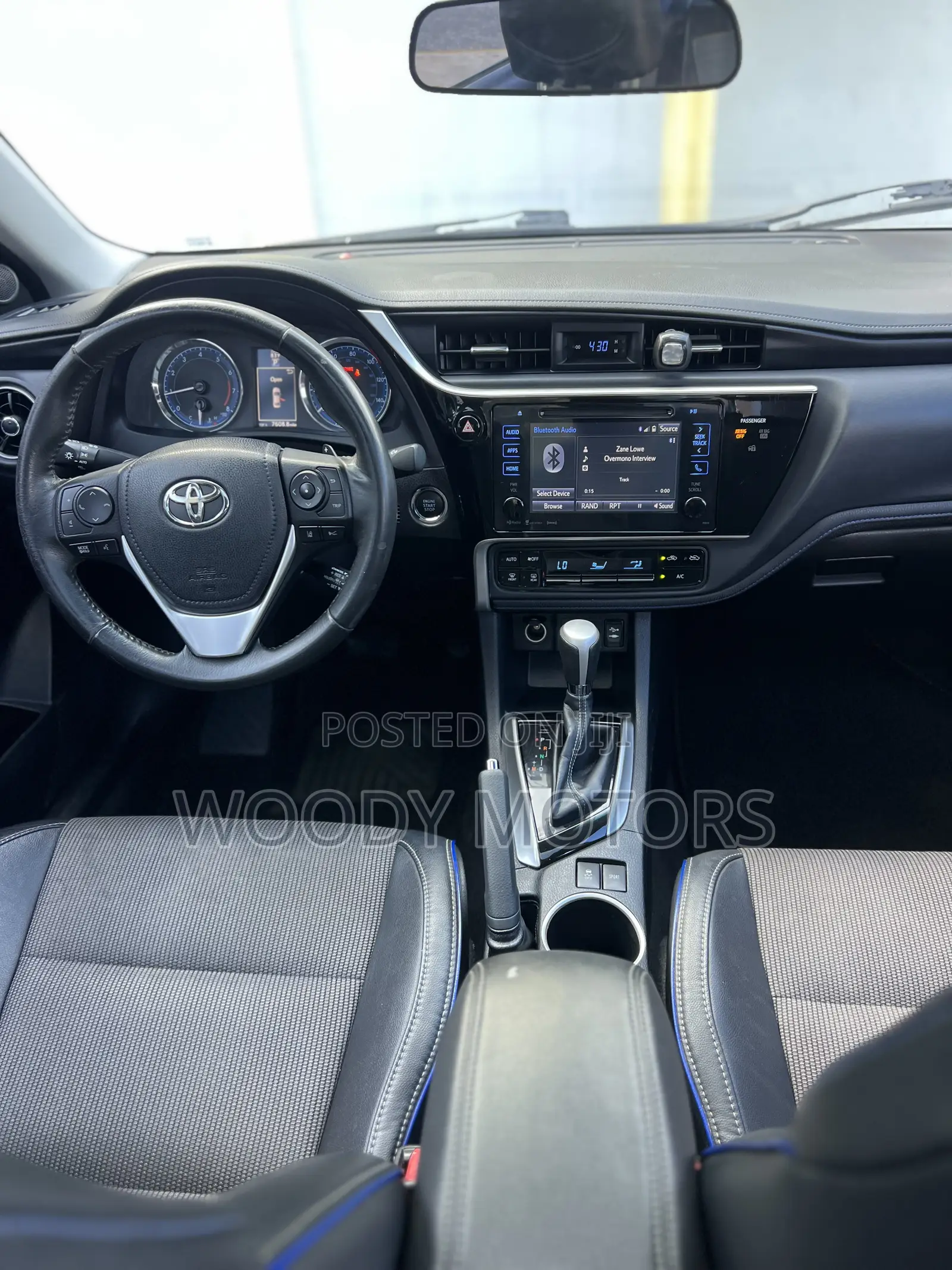 Toyota Corolla SE Special Edition 4dr Sedan (1.8L 4cyl CVT) 2017 Gray