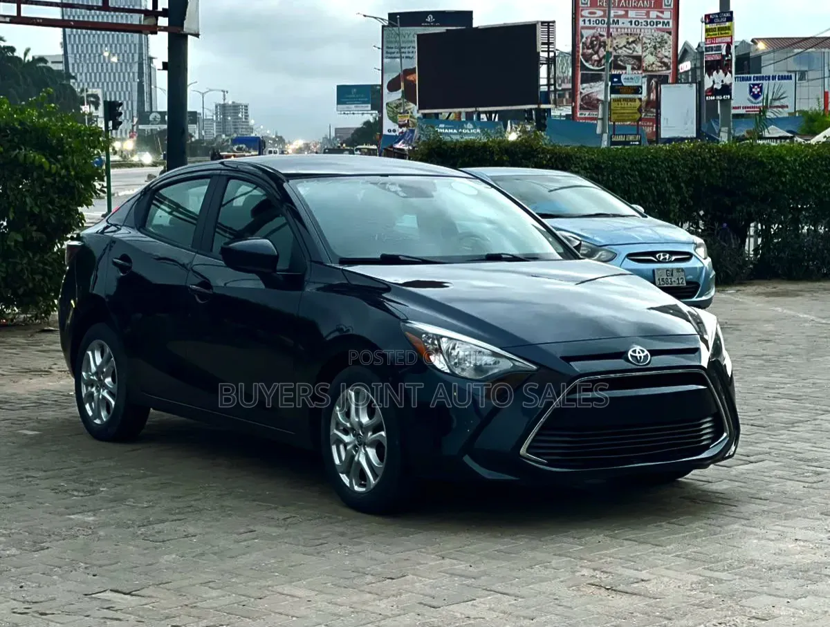 Toyota Yaris iA 1.5 FWD 2016 Black