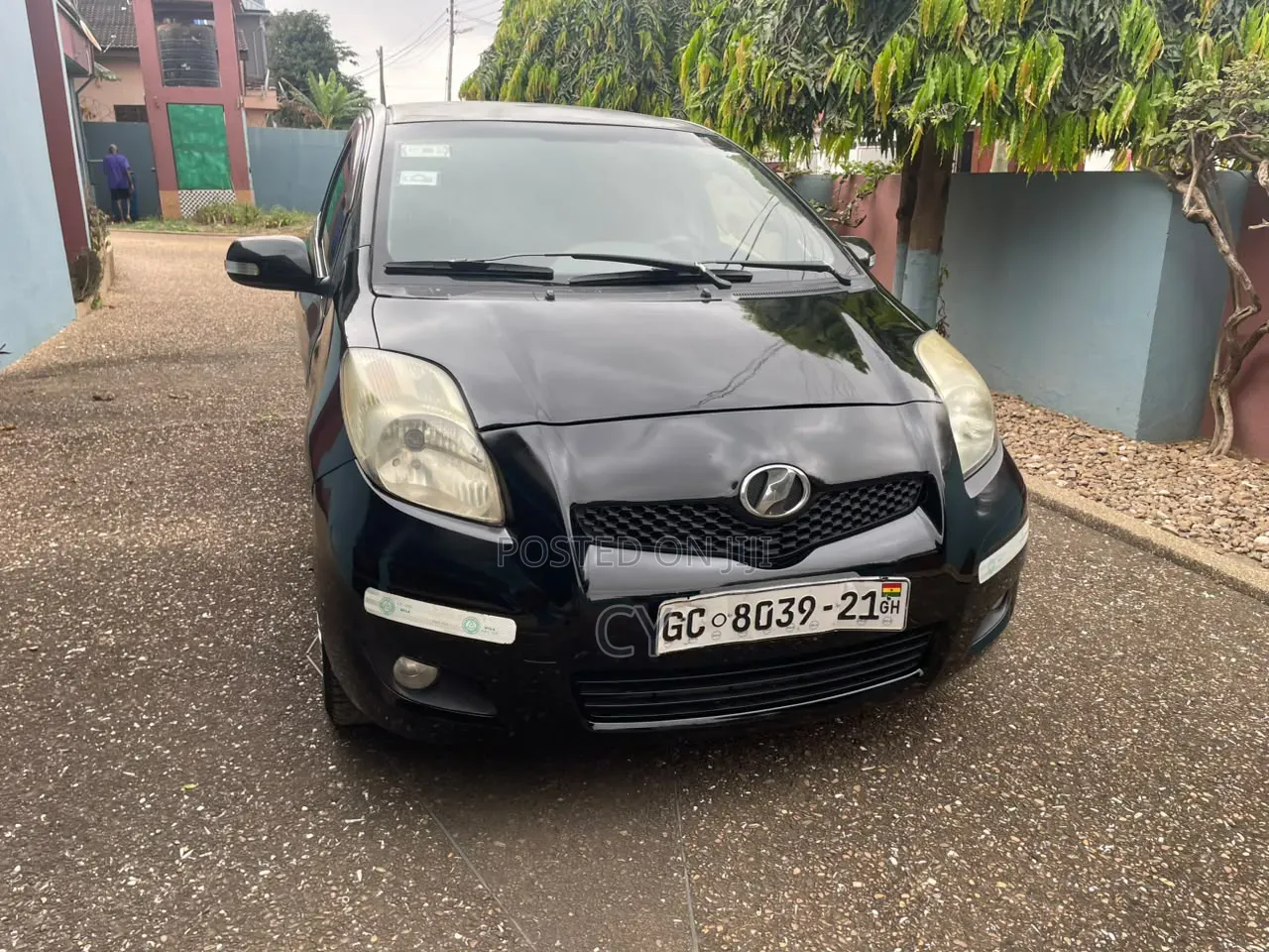 Toyota Vitz 1.3 AWD 3dr 2010 Black