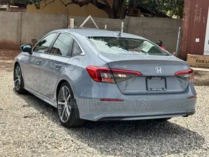 Honda Civic 2025 Gray