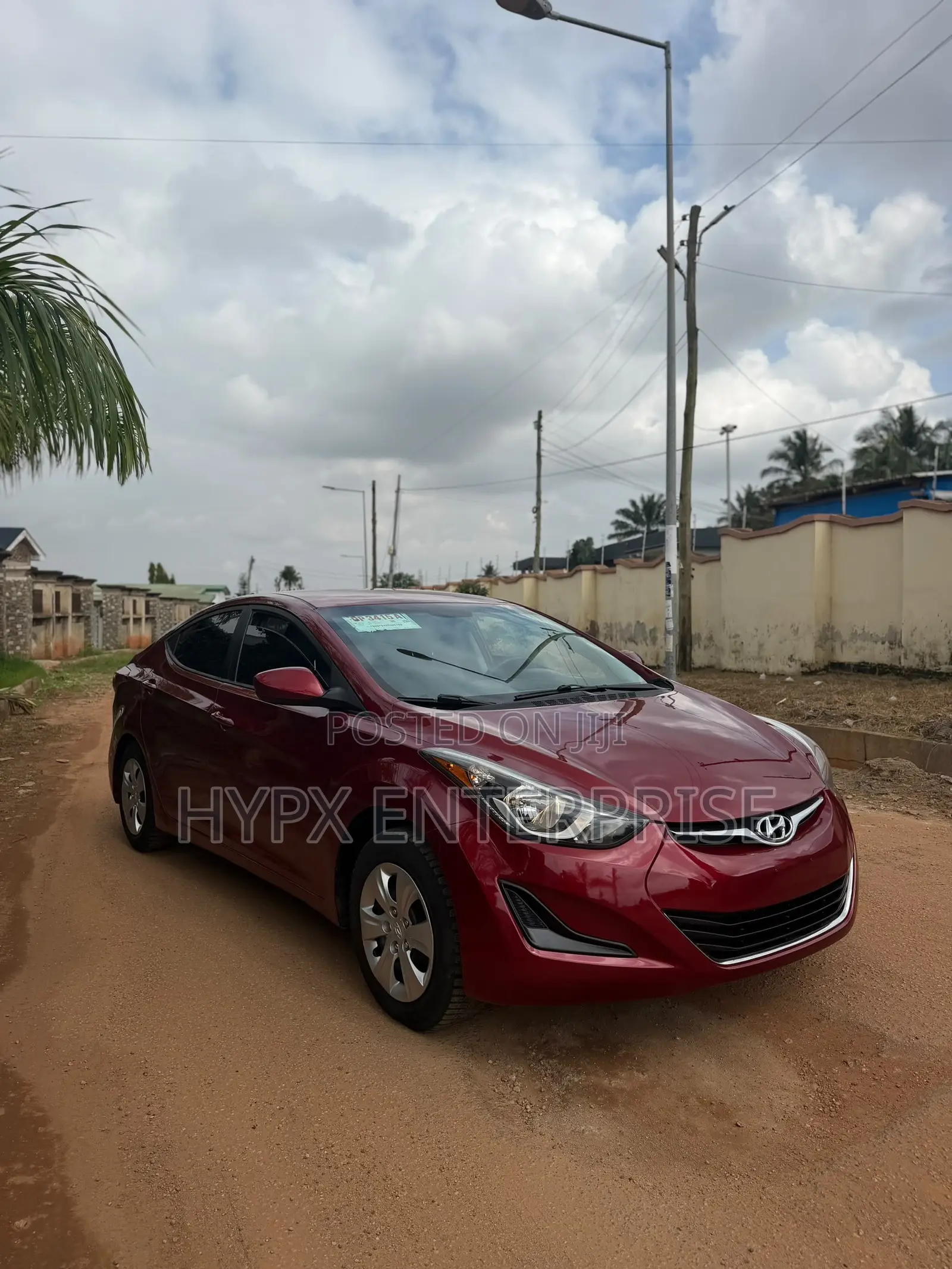 Hyundai Elantra 2016 Red