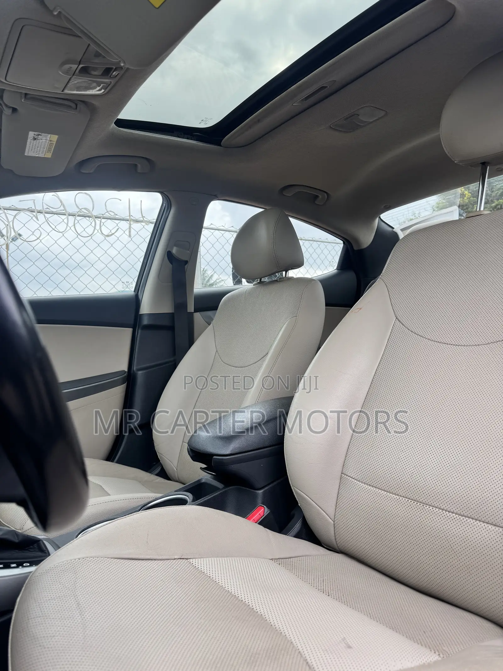 Hyundai Elantra Limited Sedan FWD (1.8L 4cyl 6A) 2016 Black