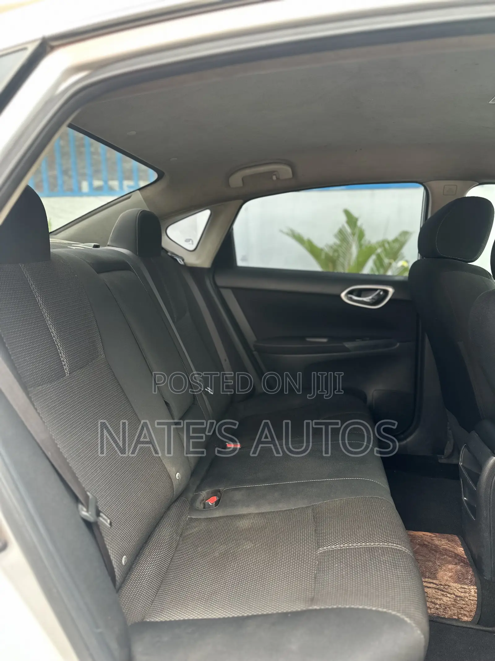 Nissan Sentra S 4dr Sedan (1.8L 4cyl CVT) 2014 Silver