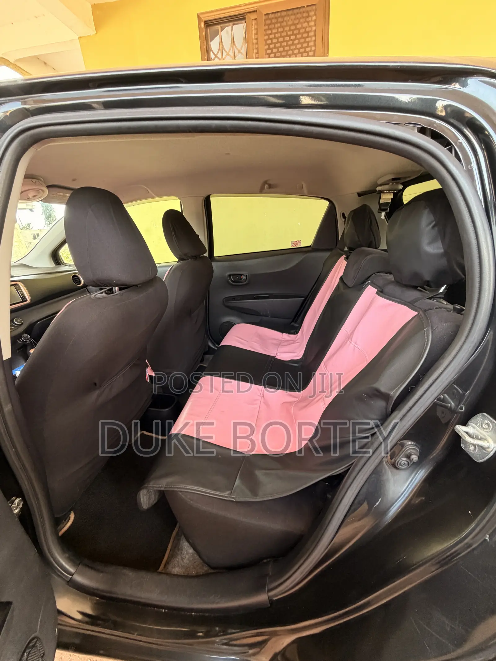 Toyota Vitz 2013 Black
