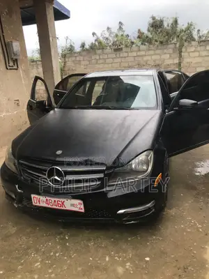 Mercedes-Benz C250 2013 Black