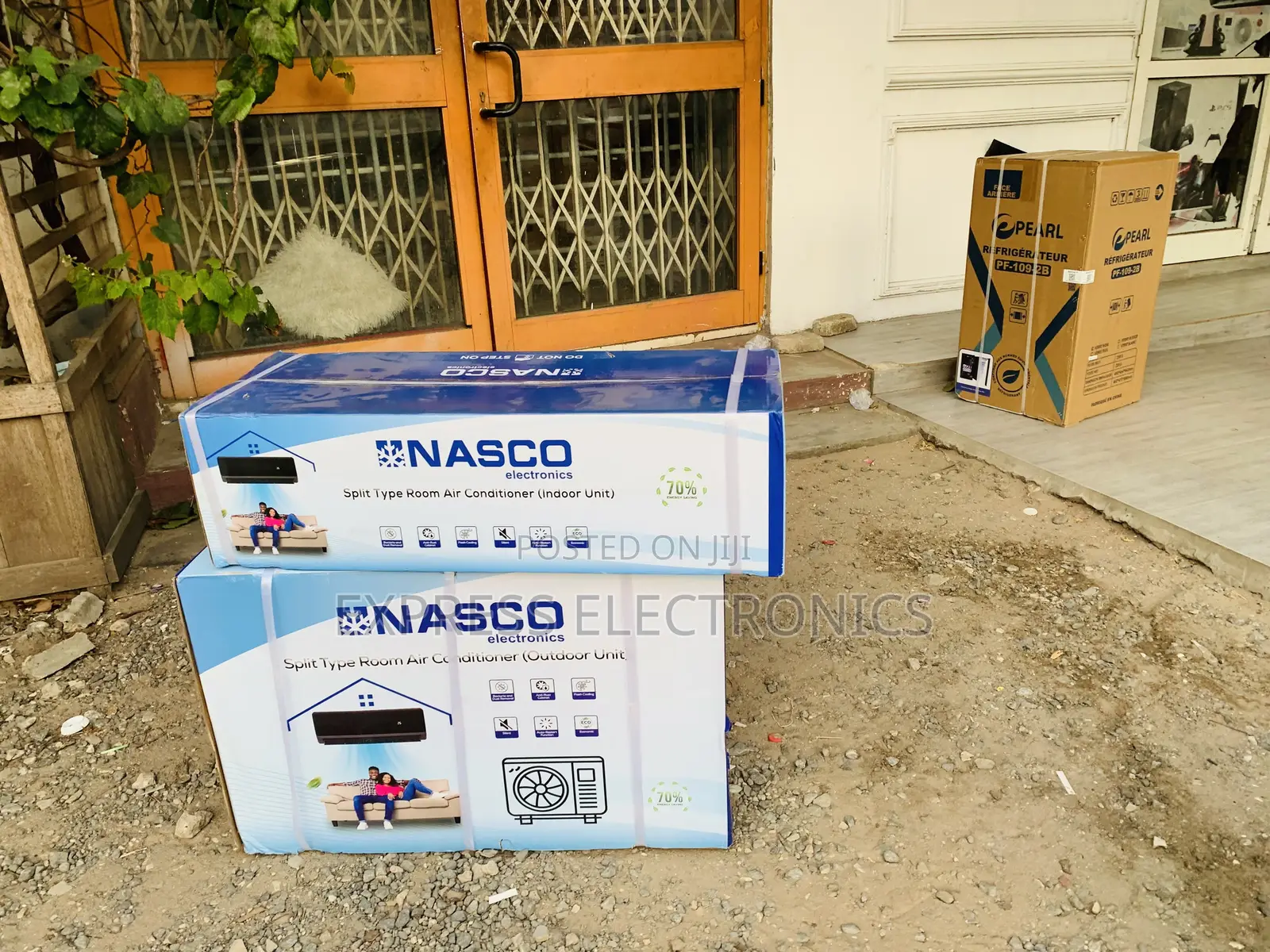 Economic Nasco 1.5HP Black Split Air Conditioner (NAS-J12-V1B)