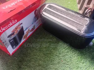 Easy Feels Decakila Toaster Stainless Toaster.