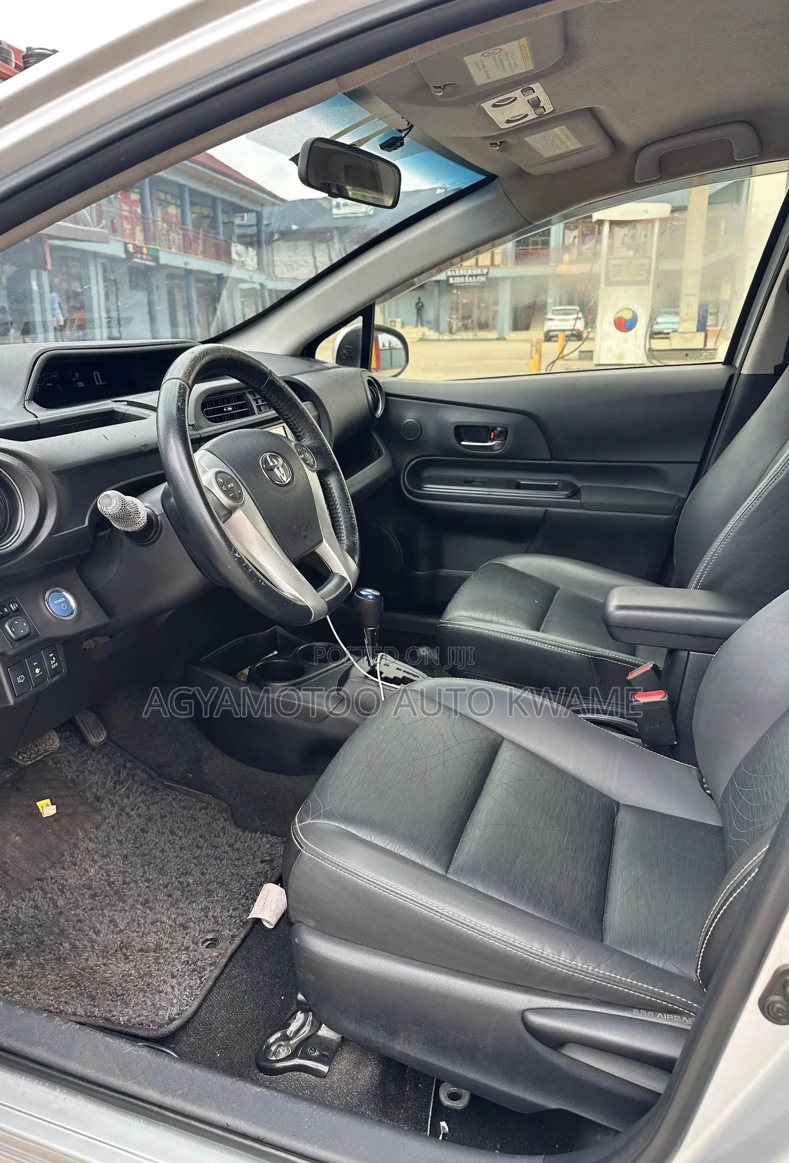 Toyota Aqua 2015 Silver