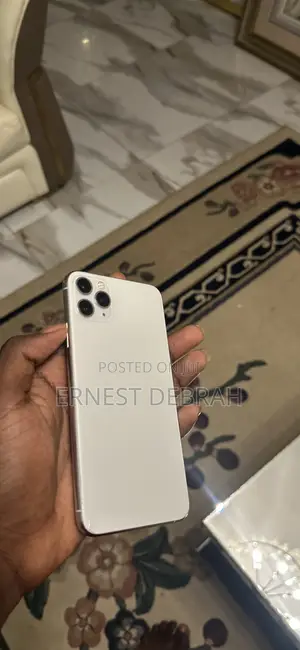 Apple iPhone 11 Pro Max 64 GB White