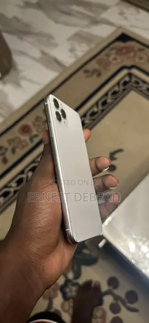 Apple iPhone 11 Pro Max 64 GB White