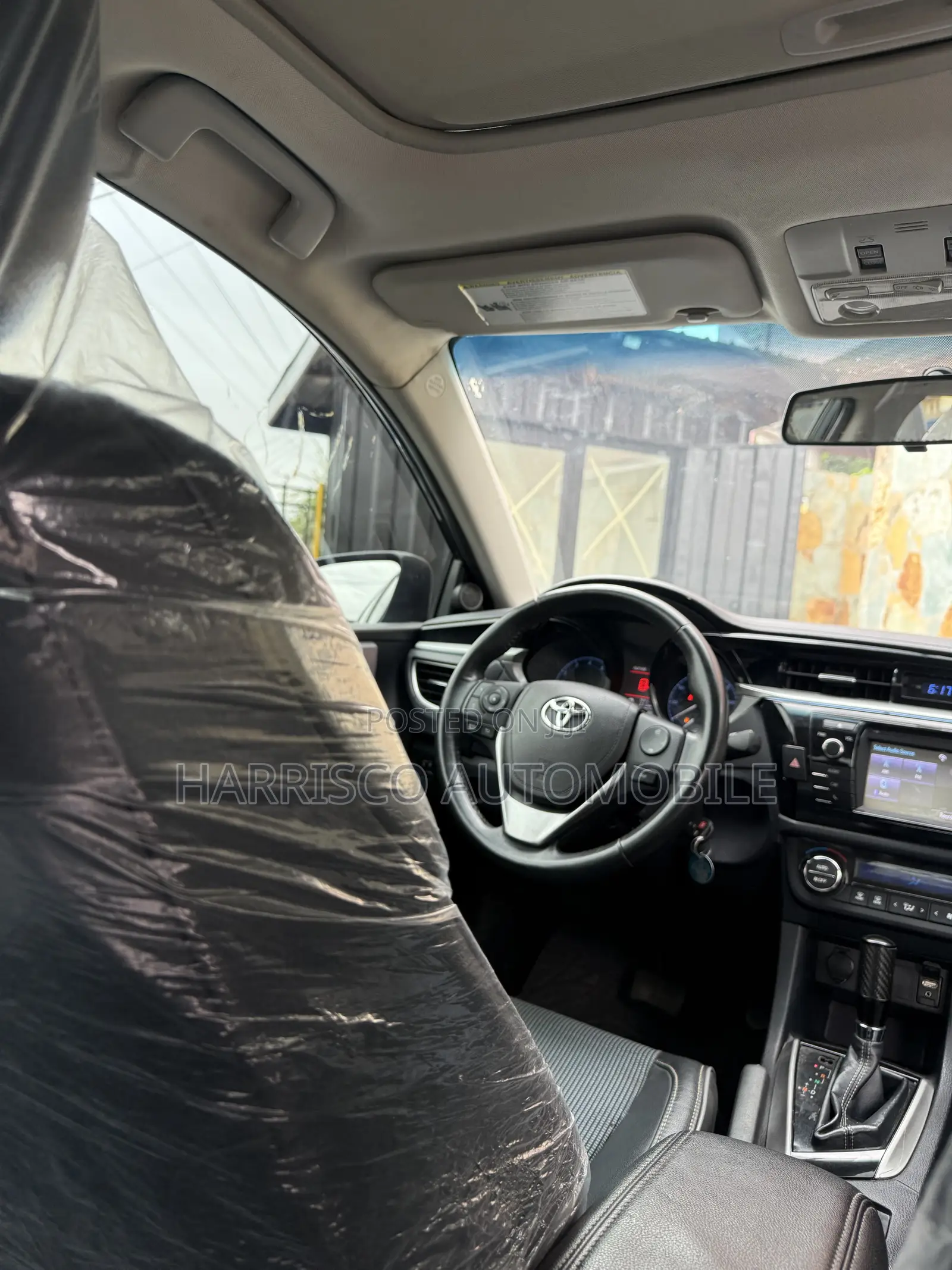 Toyota Corolla SE 4dr Sedan (1.8L 4cyl CVT) 2017 Gray
